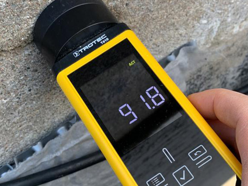 Projektbild Kellertrockenlegung Messung Feuchtigkeit Projektbild Kellertrockenlegung Messung Feuchtigkeit